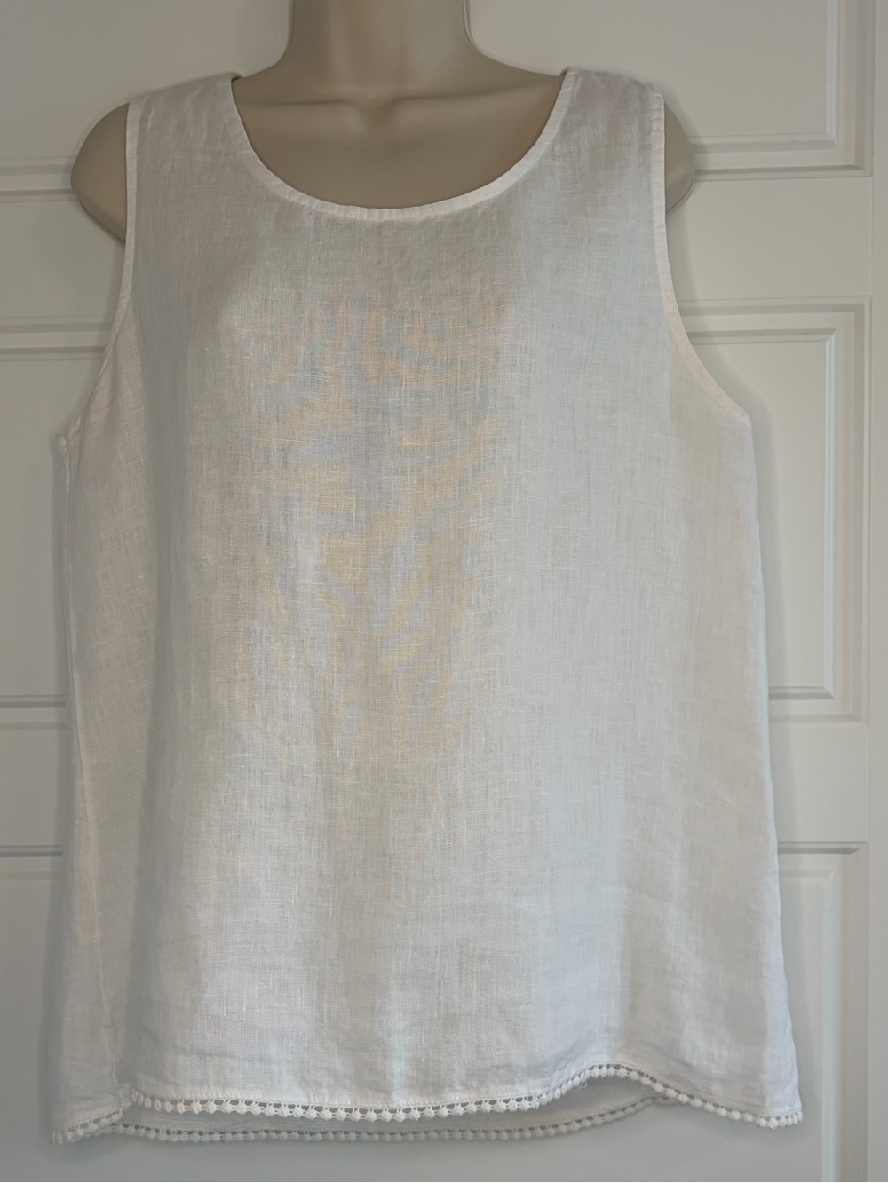 Viola Borghi 100% Linen Sleeveless Top Sz L White Eyelet Minimalist Clean Girl